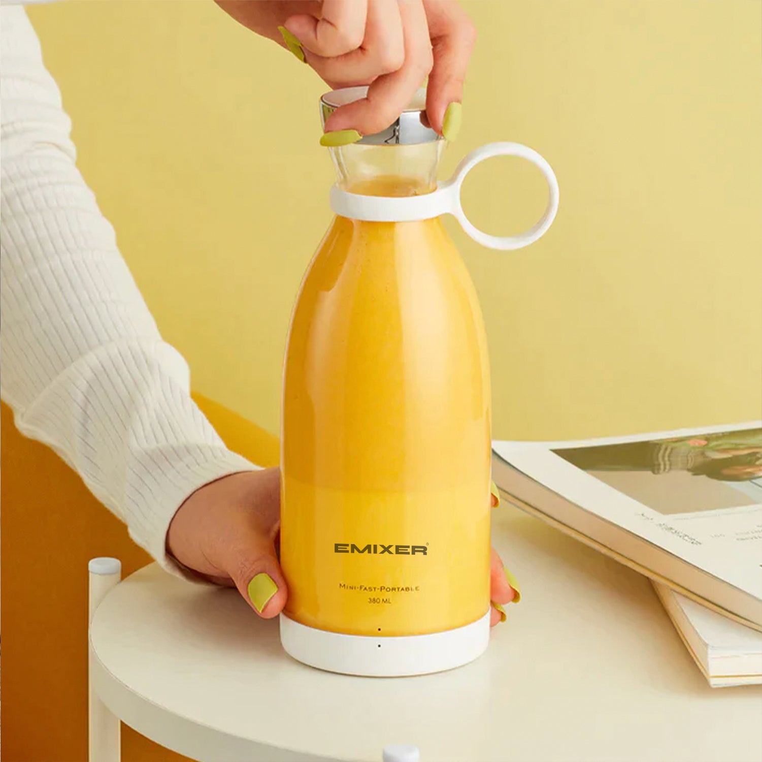 Alb | Mixer Portabil ™